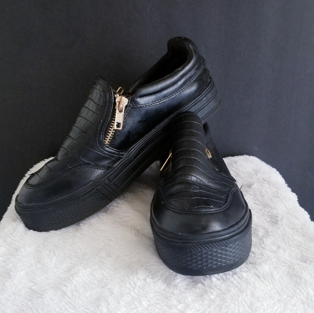 Slip on platforms